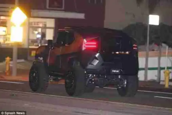 See The Rare SUV Tank American Star Actor, Jamie Foxx, Drove To A Club (Photos)